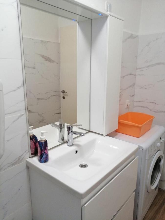 Vila Rosa Вис Экстерьер фото